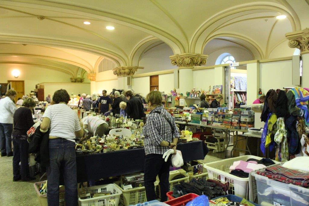 Vente de Noël au vestiaire Saint-Sacrement au profit de la St-Vincent-de-Paul