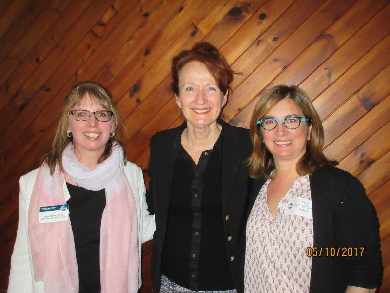 Marie-France Poulin séduit les invités du club Toastmasters YWCA Québec